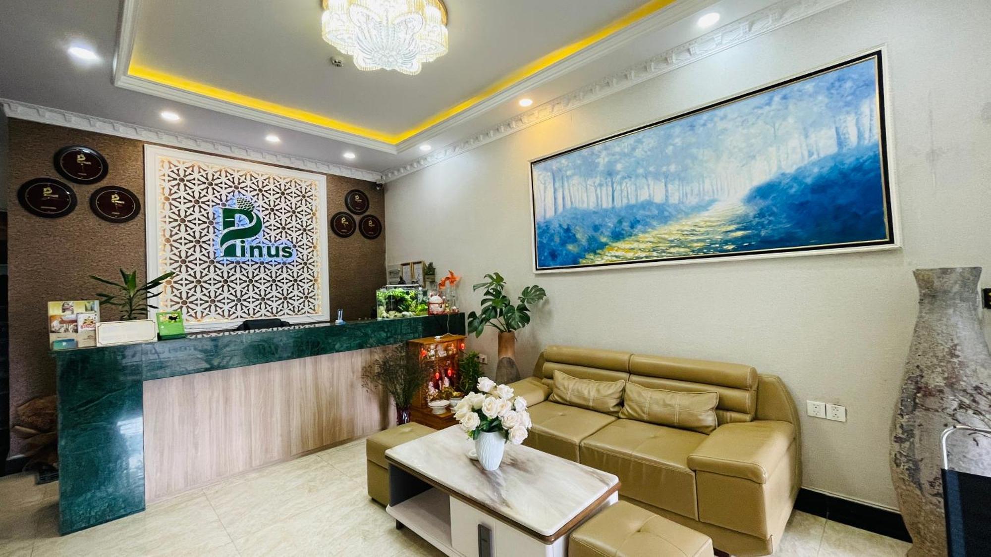 Pinus Hotel Dalat Luaran gambar