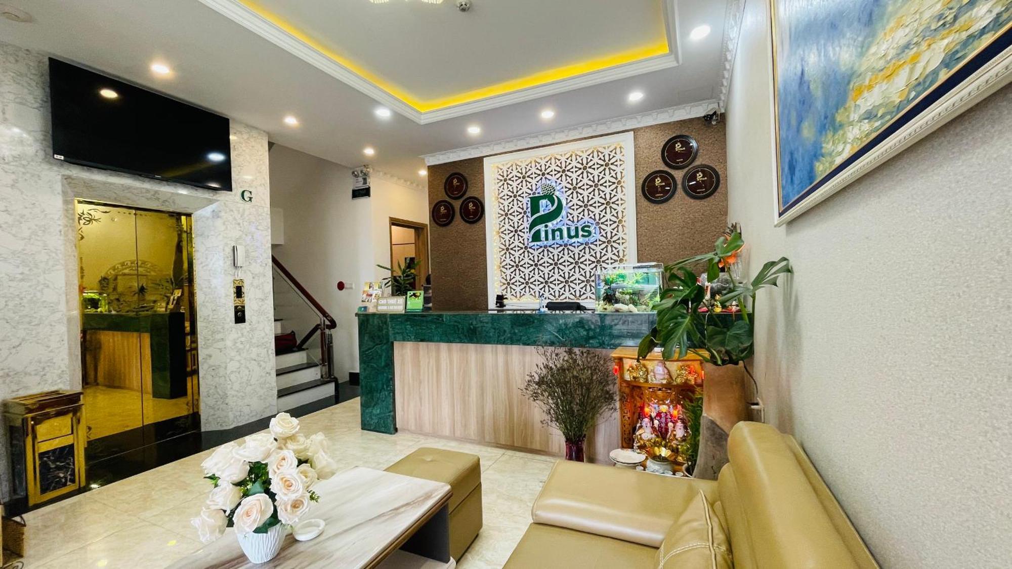 Pinus Hotel Dalat Luaran gambar