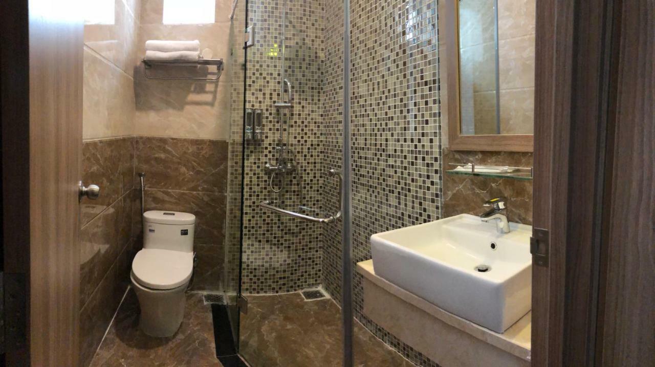 Pinus Hotel Dalat Luaran gambar